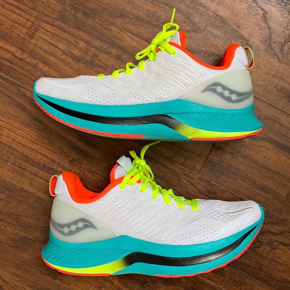 ✖️SOLD✖️Saucony Endorphin Shift Running Shoes - Mutant Men’s Size 7 (Women 8.5)